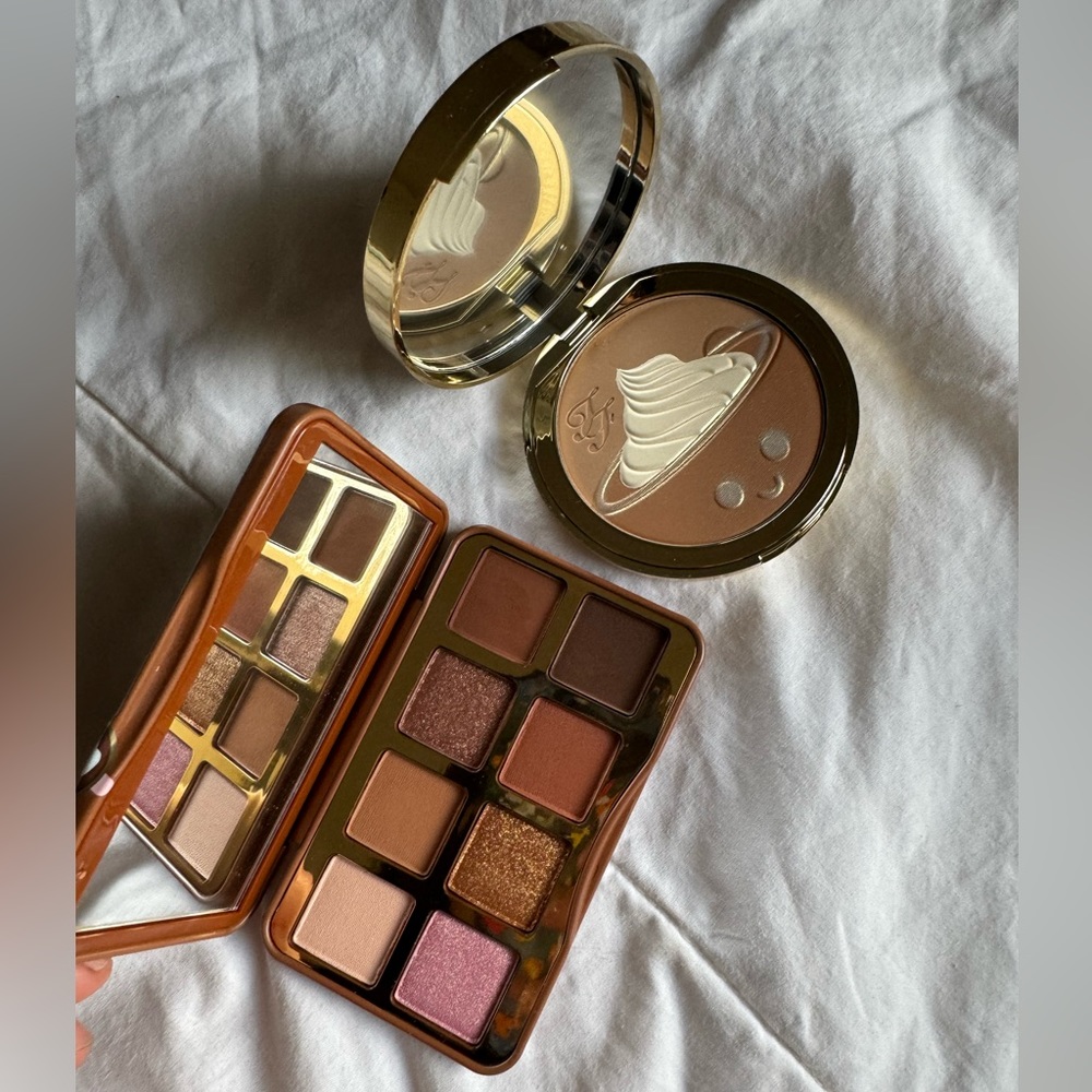 TooFaced Hot Cocoa Bundle! Hot Cocoa Bronzer + Eyeshadow Palette w/ Matching Bag